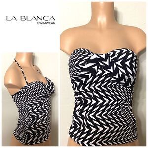 New La Blanca geometric tankini top. Retails $79. Size 6